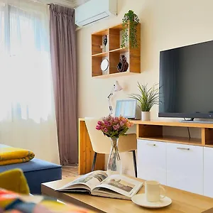 уютная 2-комнатная в центре г. Apartment